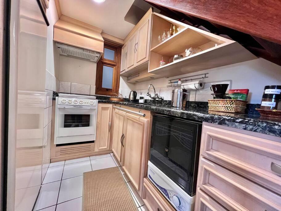 Apartamento 1km Da Rua Coberta - 8 Pax